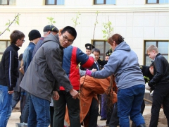 Во Владивостоке заложили Аллею Мира