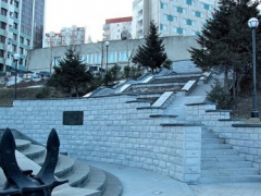Сквер адмирала Макарова во Владивостоке открыли после реконструкции