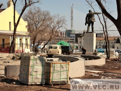 Возобновлены работы по реконструкции сквера имени Ленина