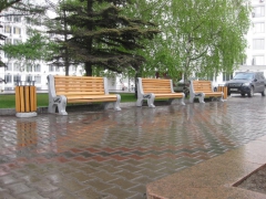 Замена уличной мебели на площади возле здания администрации города Красноярска