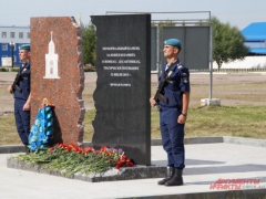 В поселке Светлый Омской области заложен мемориальный камень в память о погибших десантниках