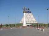 Завершена первая очередь строительства Президентского парка в столице Казахстана - Астане