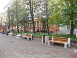Замена уличной мебели в сквере имени Ф.Э.Дзержинского