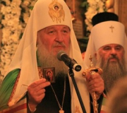 Патриарх Кирилл провел службу в новом храме